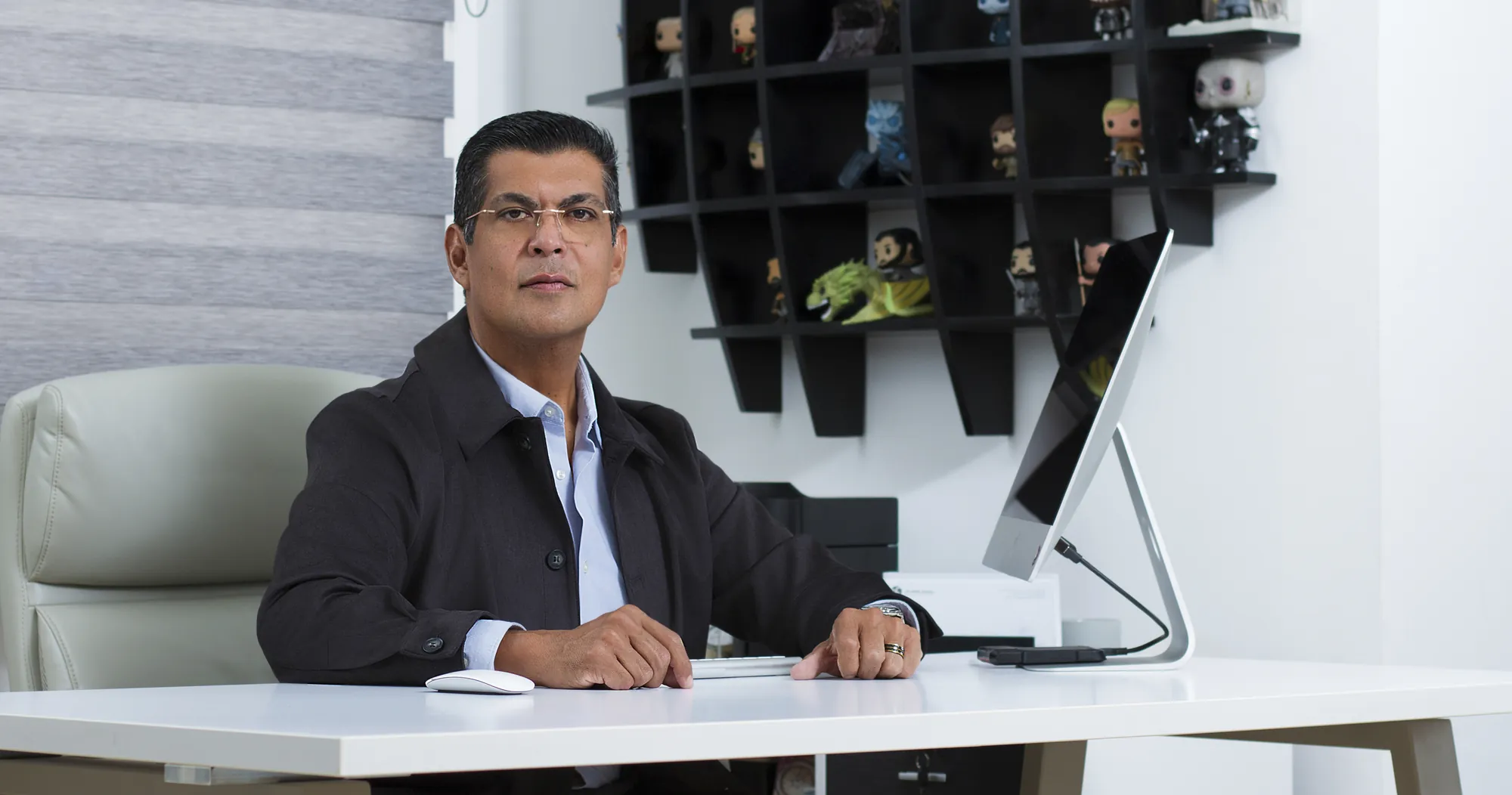 Dr. Angel Franco en su consultorio en San Luis Potosí